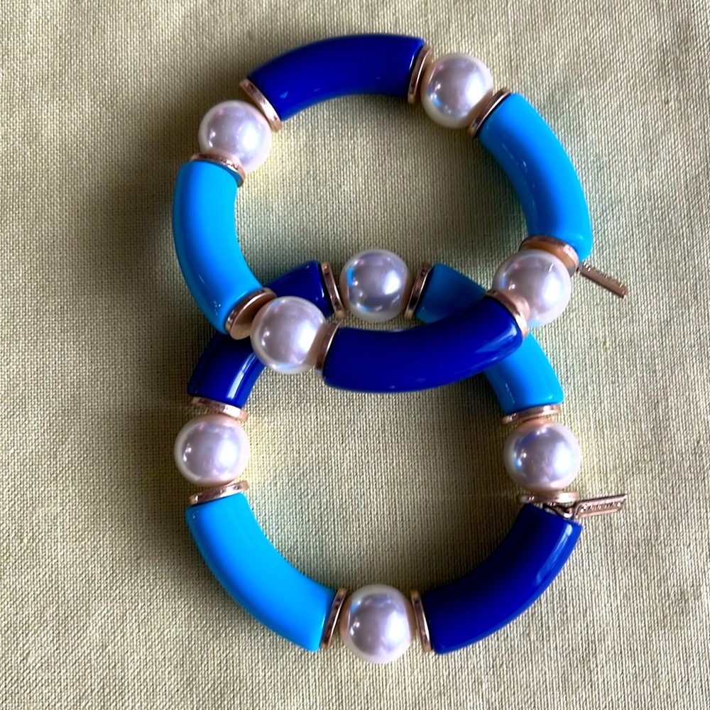 Canvas Lelani Resin 2-tone color block stretch set of 2 bracelets - EUC!